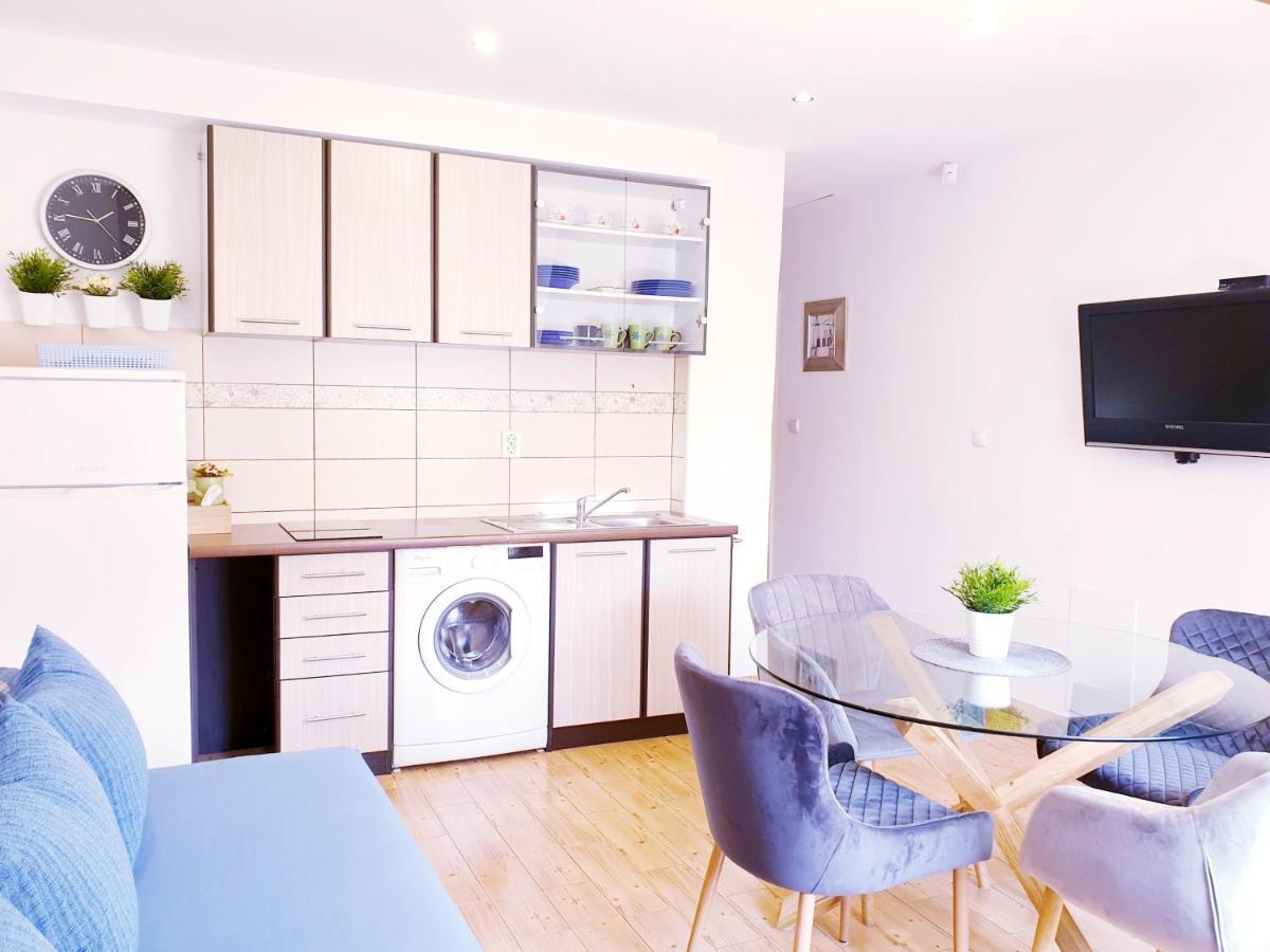 Apartments Sandra In The Historical Center Of The City Супетар Екстериор снимка