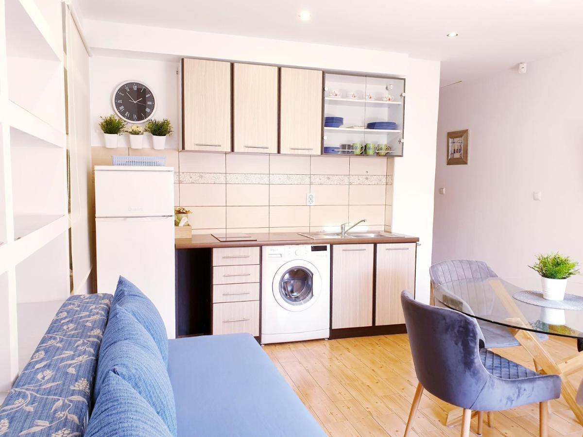 Apartments Sandra In The Historical Center Of The City Супетар Екстериор снимка