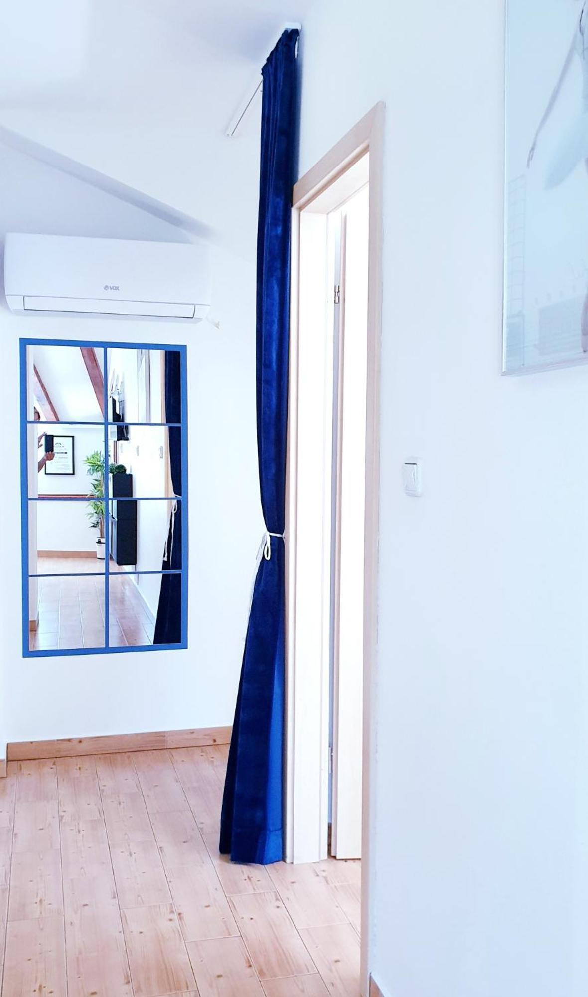 Apartments Sandra In The Historical Center Of The City Супетар Екстериор снимка