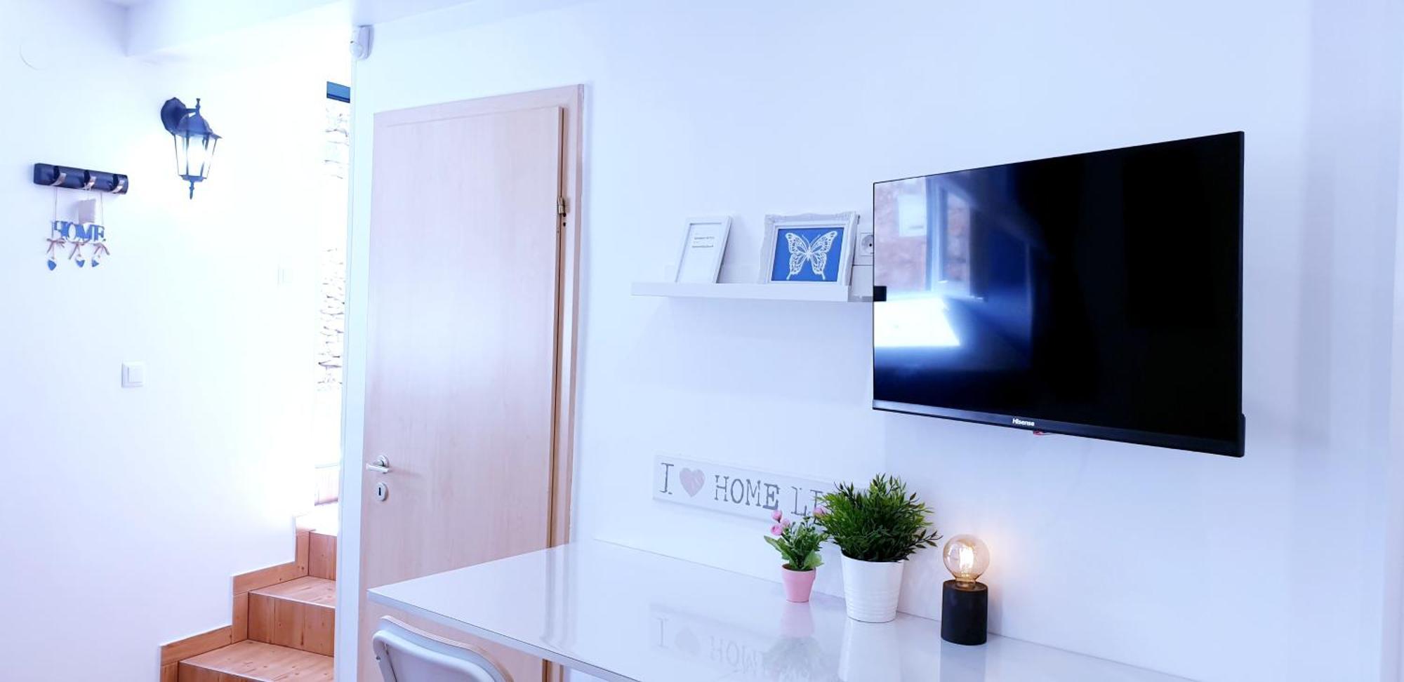 Apartments Sandra In The Historical Center Of The City Супетар Екстериор снимка